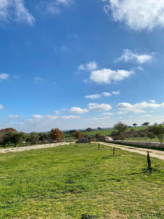 Agriturismo Tenuta Del Grillaio Acquaviva delle Fonti Eksteriør billede