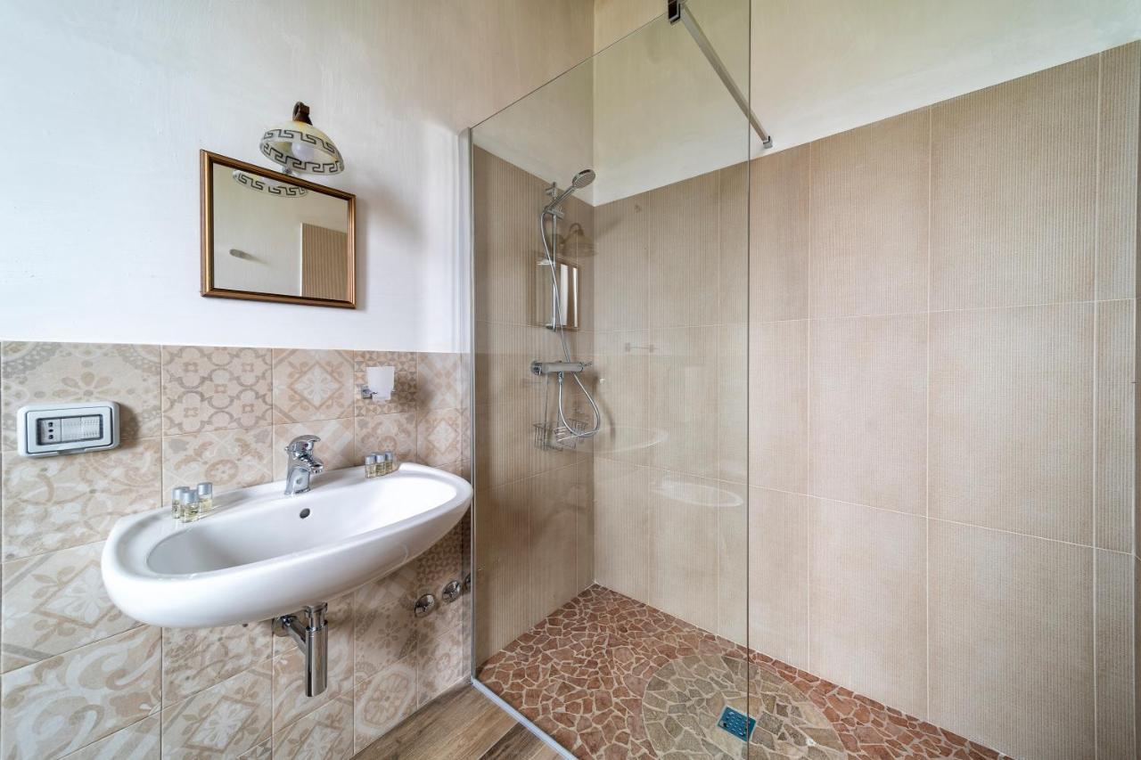 Agriturismo Tenuta Del Grillaio Acquaviva delle Fonti Eksteriør billede