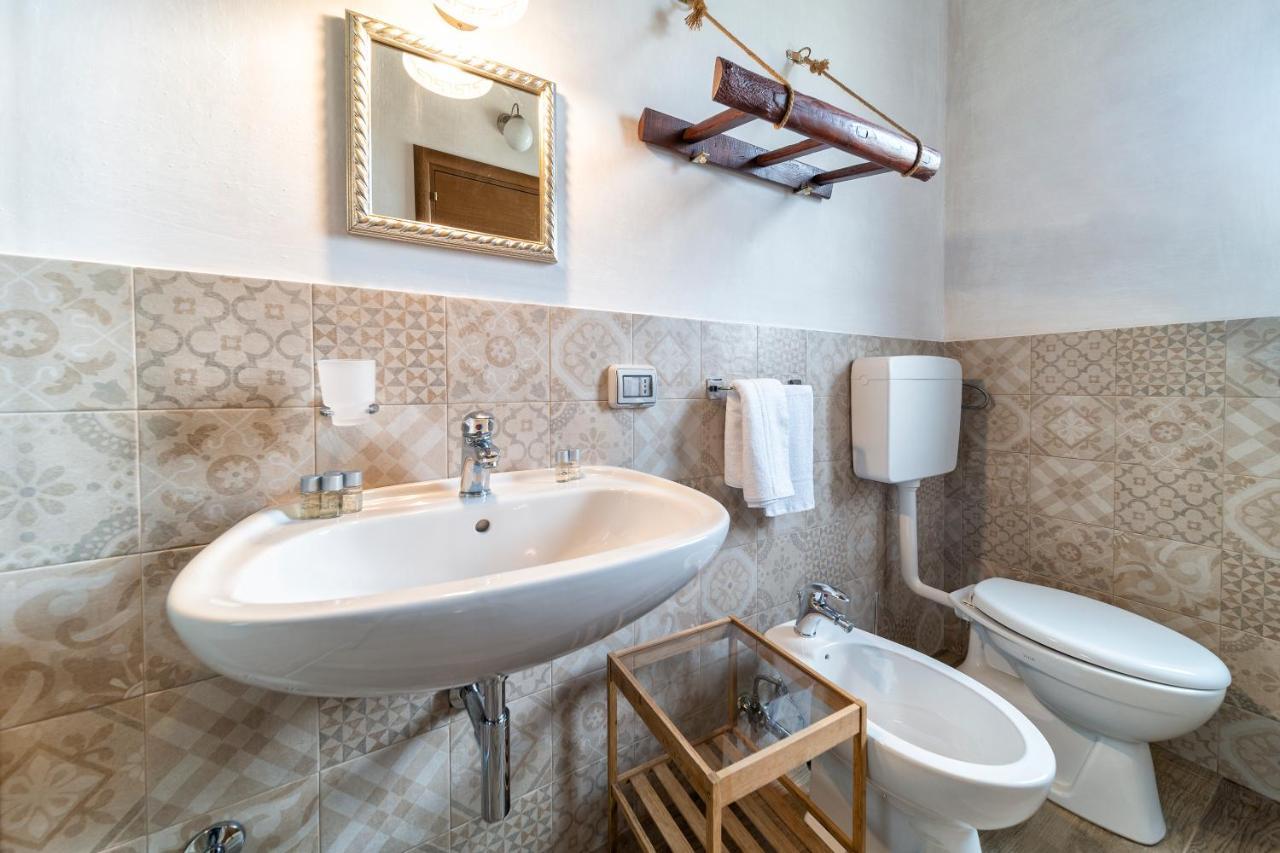 Agriturismo Tenuta Del Grillaio Acquaviva delle Fonti Eksteriør billede